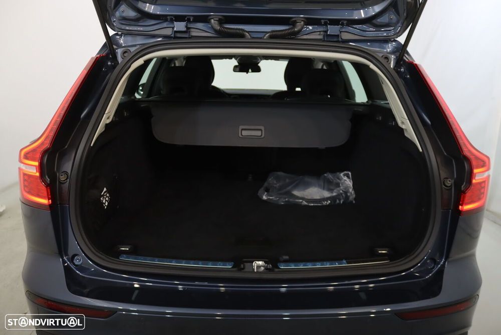 Volvo V60 2.0 T6 AWD TE Core - 16