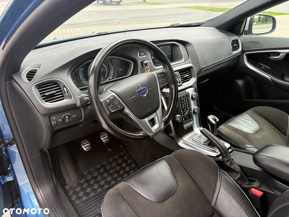 Volvo V40 D2 RDesign - 15