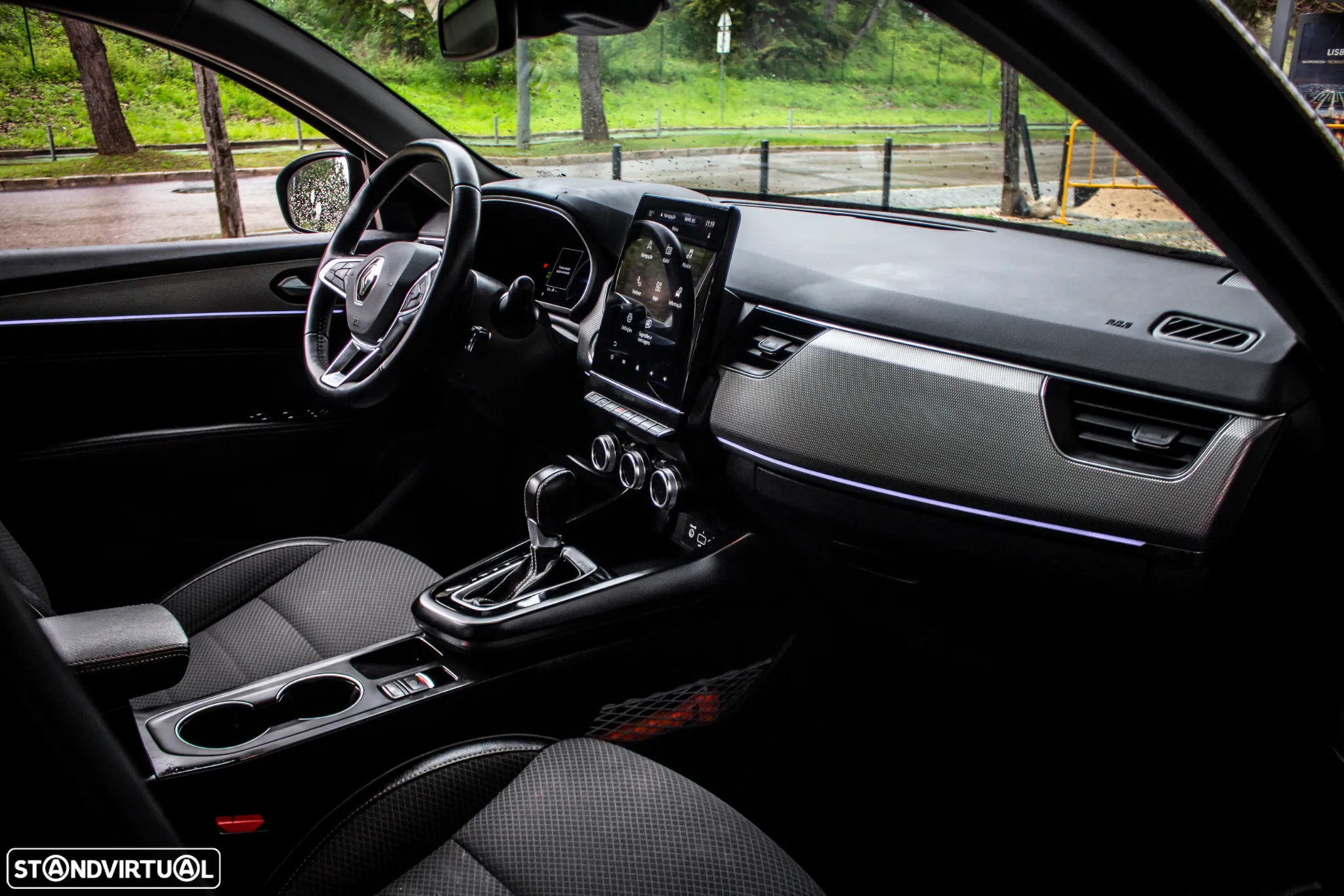 Renault Arkana 1.6 E-Tech Intens - 30