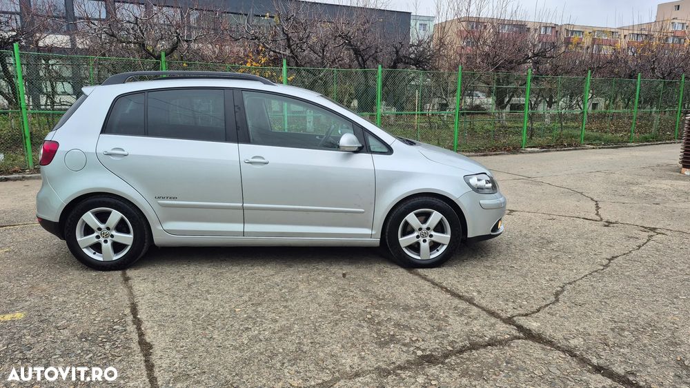 Volkswagen Golf Plus 1.9 TDI DPF United - 14