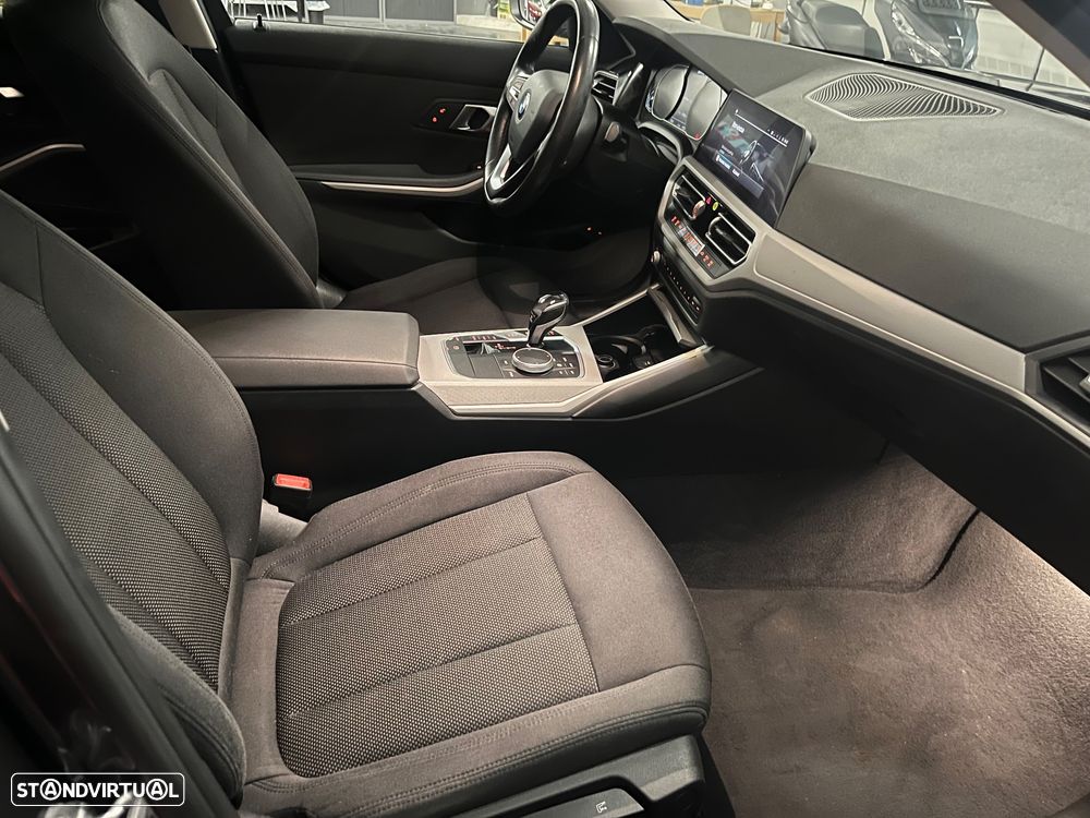 BMW 330 e Corporate Edition Auto - 25