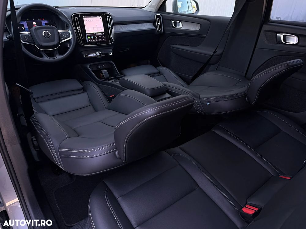 Volvo XC 40 B3 B DKG Plus Bright - 20