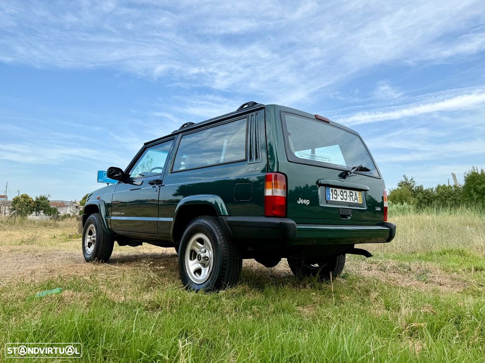 Jeep Cherokee 2.5 TD Sport - 17