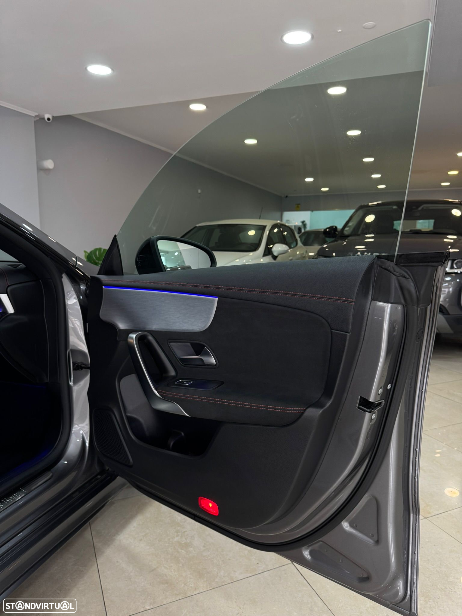 Mercedes-Benz CLA 180 d Shooting Brake 7G-DCT AMG Line - 27