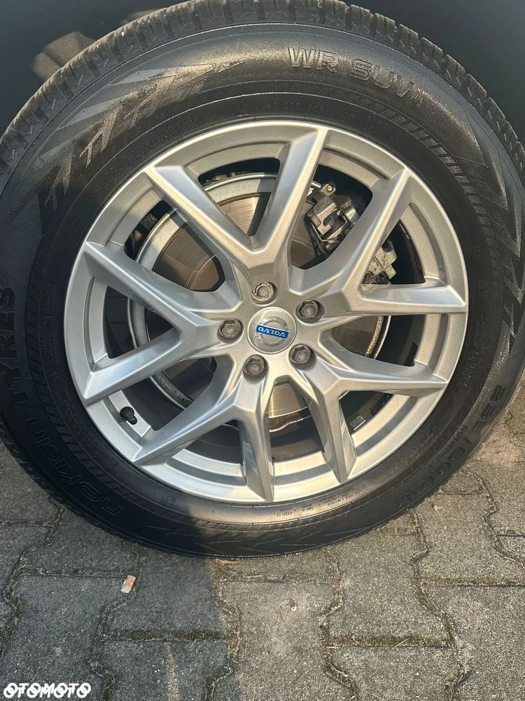 Volvo XC 60 T4 Momentum Pro - 11