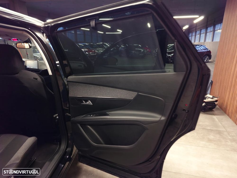 Peugeot 5008 BlueHDI 120 EAT6 Active - 8