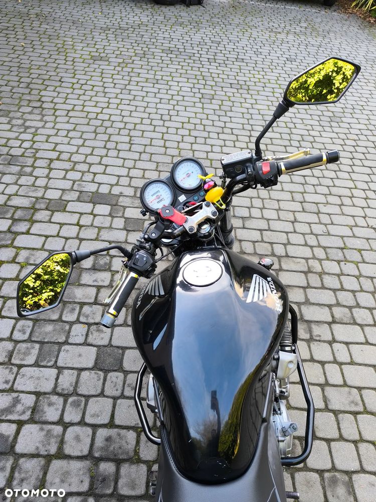 Honda Hornet - 6