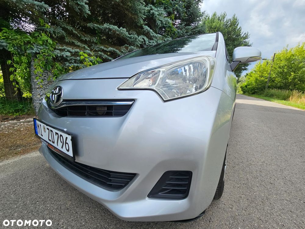 Toyota Verso S 1.33 VVT-i Multidrive Club - 16
