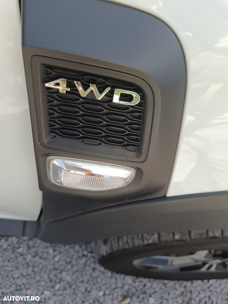 Dacia Duster 1.6 SCe 4WD Prestige jante 17" - 17