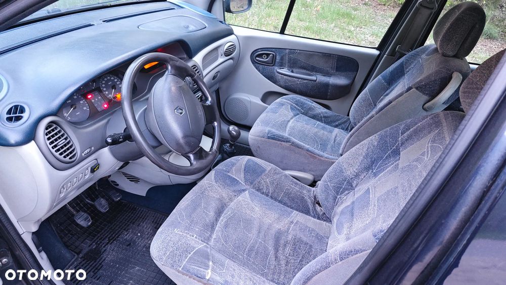 Renault Scenic Megane 1.6 RT 16V - 10
