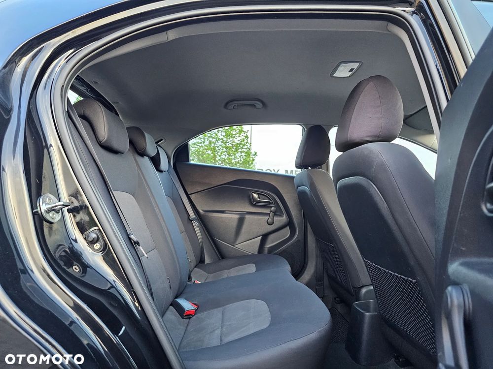 Kia Rio 1.2 Edition 7 - 16