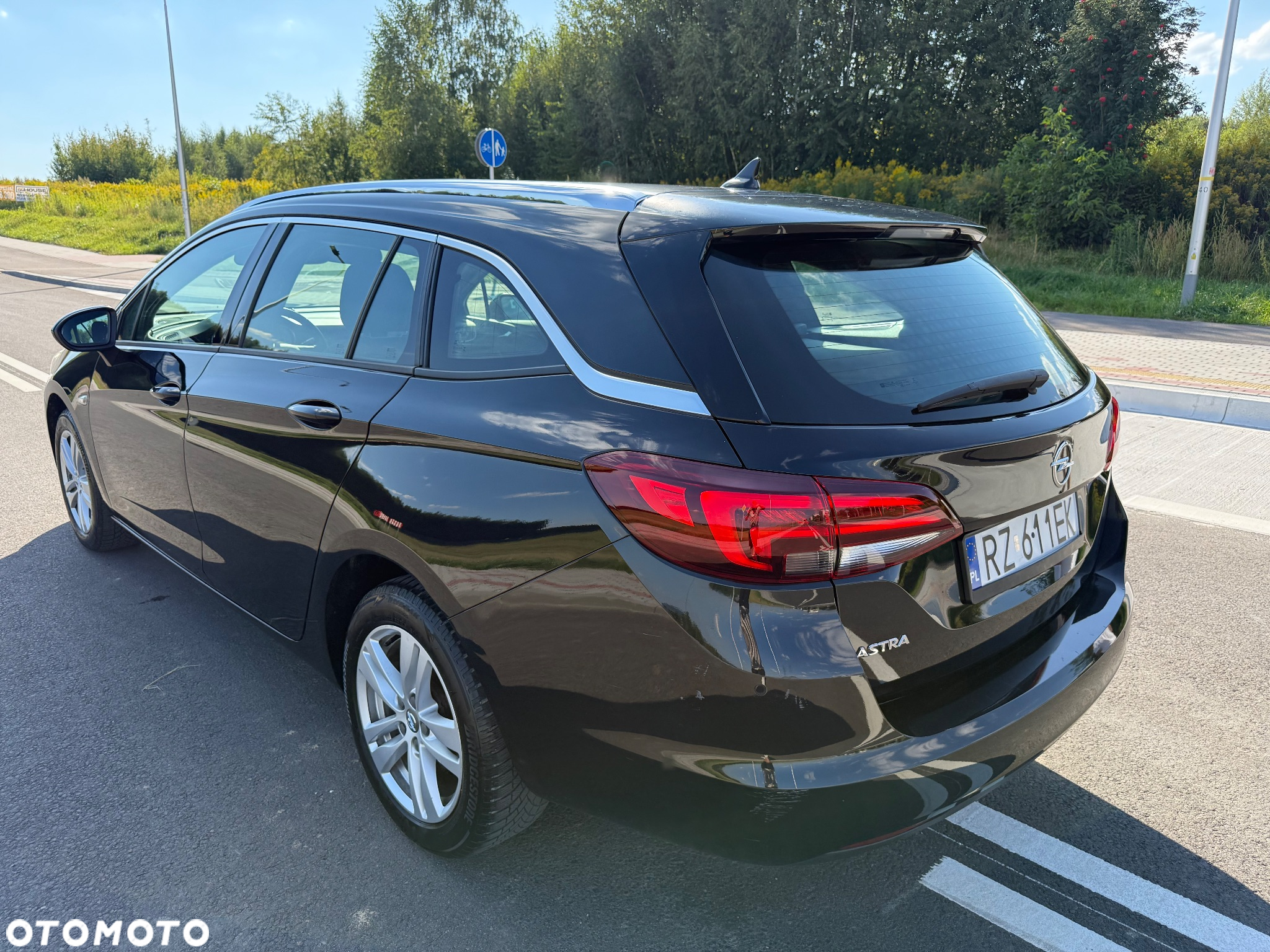 Opel Astra V 1.6 CDTI Dynamic - 8