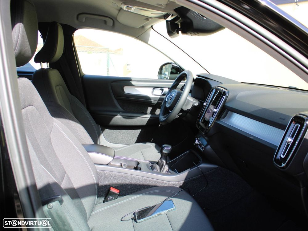 Volvo XC 40 1.5 T2 Momentum - 56