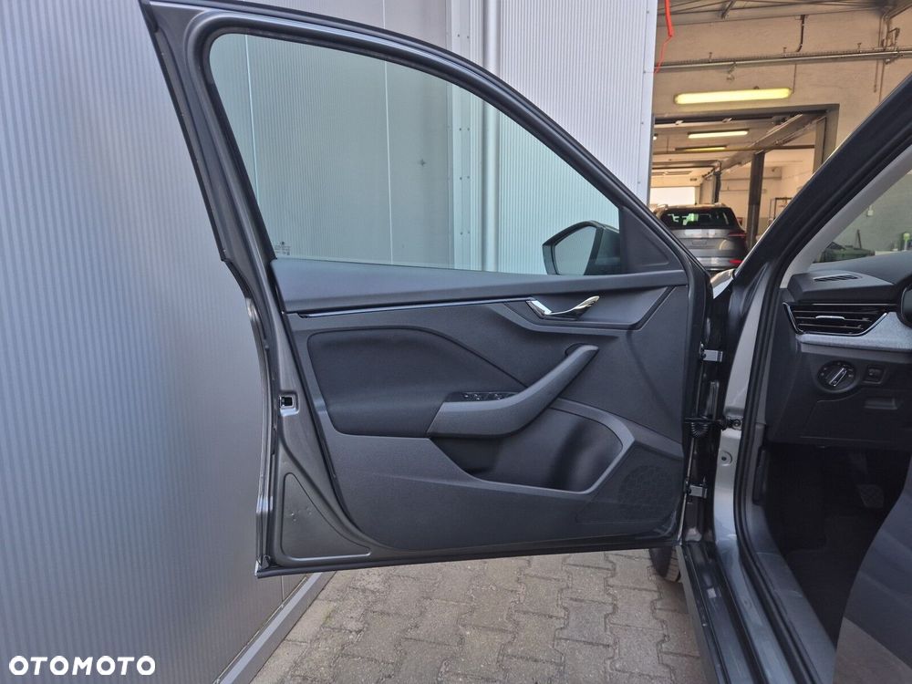 Skoda Kamiq 1.0 TSI Drive DSG - 17