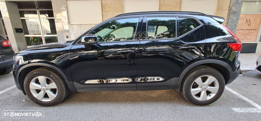 Volvo XC 40 1.5 T3 Momentum - 1