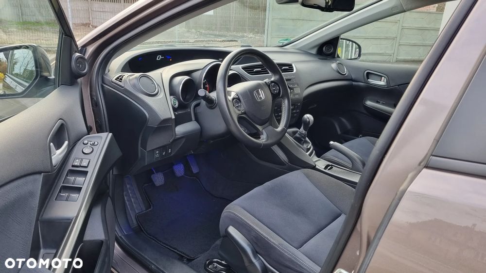 Honda Civic 1.8 i-VTEC Sport - 13