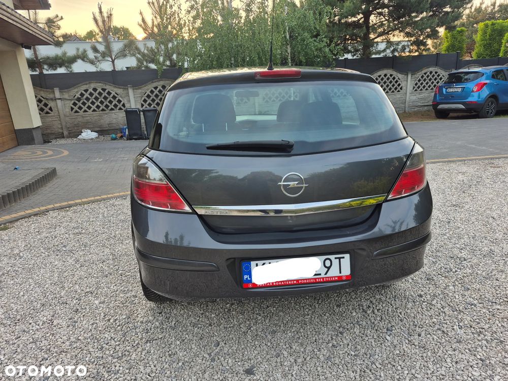 Opel Astra 1.6 - 10