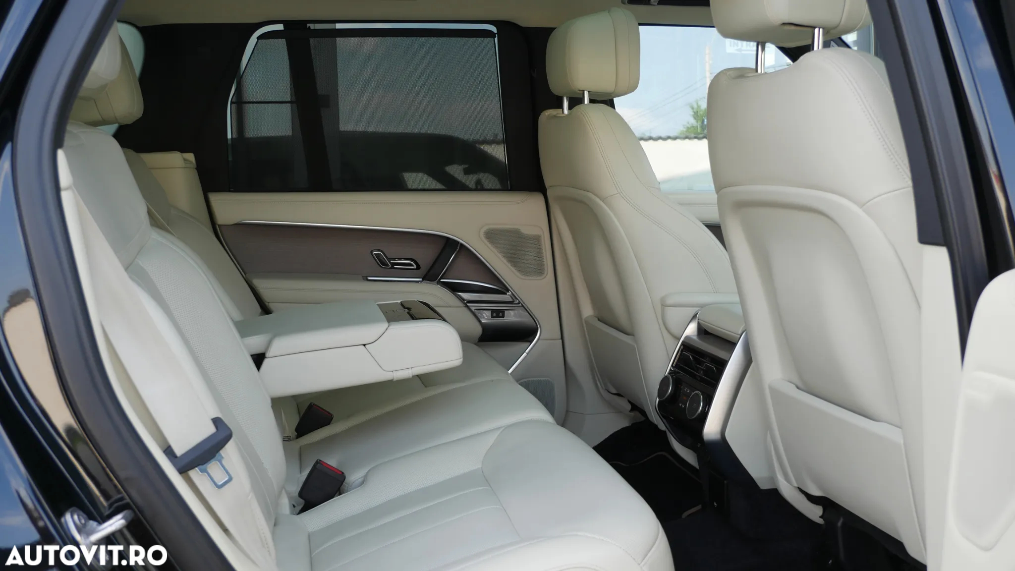 Land Rover Range Rover - 19