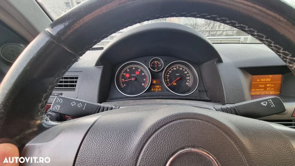 Opel Astra - 2