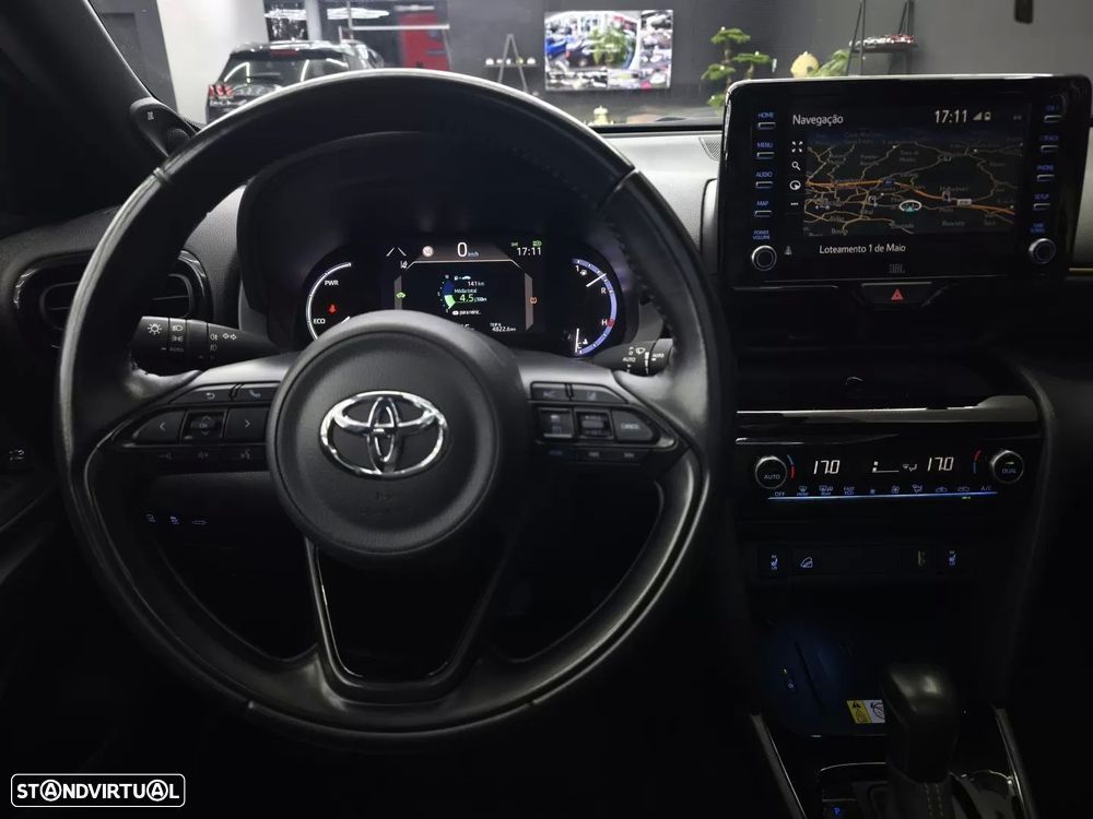 Toyota Yaris Cross 1.5 HDF Premier Edition - 26