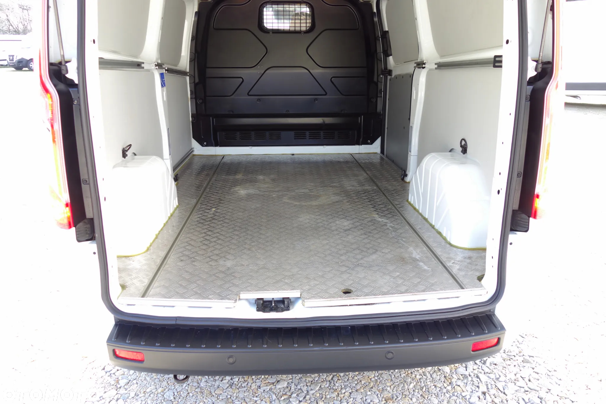 Ford Transit Custom Long  2.0 Ecoblue 130 KM Klima Webasto Kamera - 11
