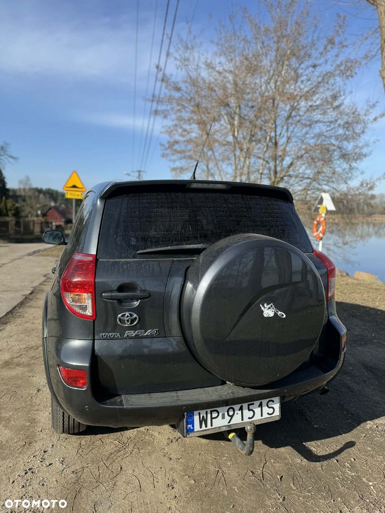 Toyota RAV4 2.2 D-4D Sol 180 - 6