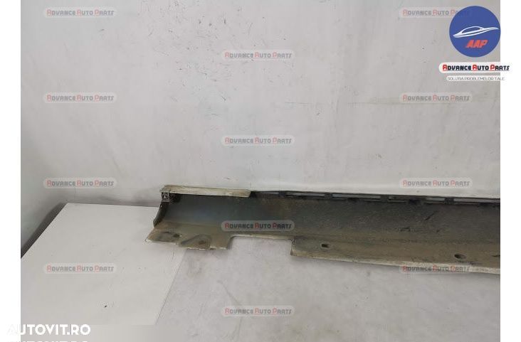 Ornament Prag Dreapta original Mercedes-Benz  CLS-klasse AMG  C218 fac - 8