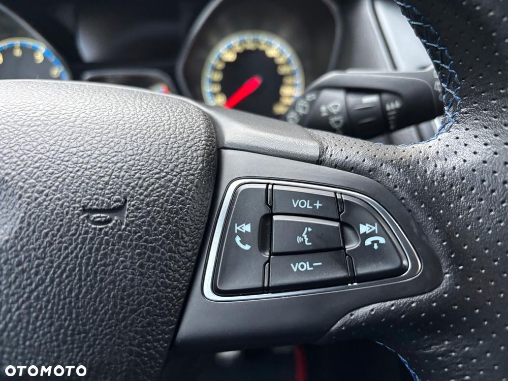 Ford Focus 2.3 EcoBoost S&S Allrad RS Blue & Black - 34