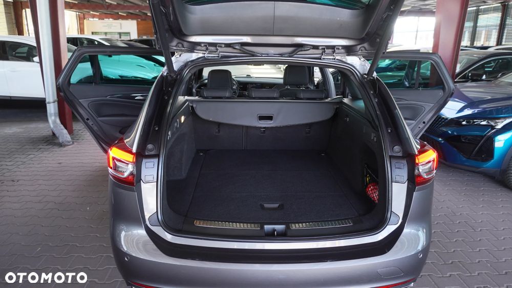 Opel Insignia 2.0 T Business Elegance S&S - 12