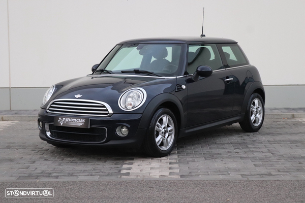 MINI 3 Portas One D