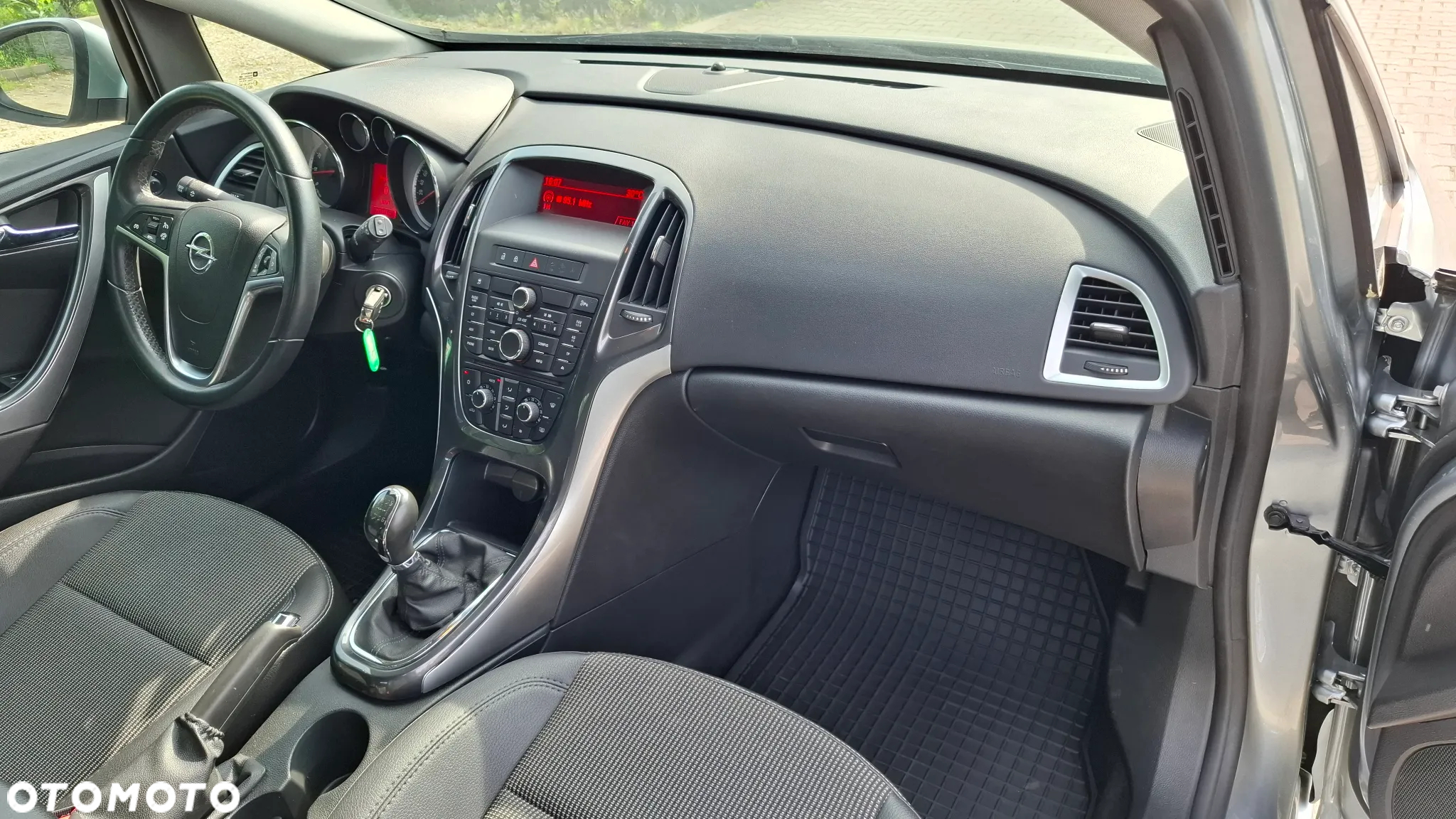Opel Astra - 17