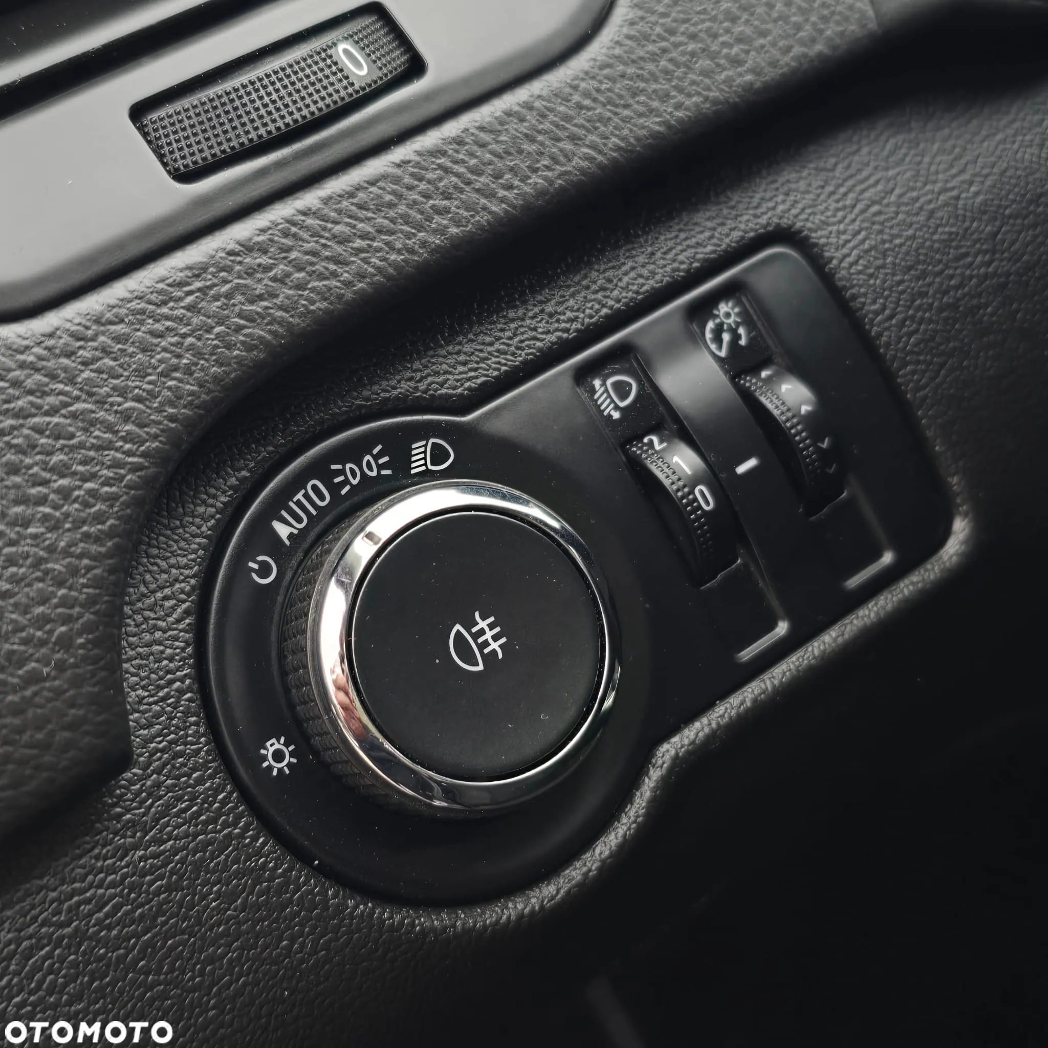 Opel Insignia 2.0 CDTI Cosmo S&S - 22
