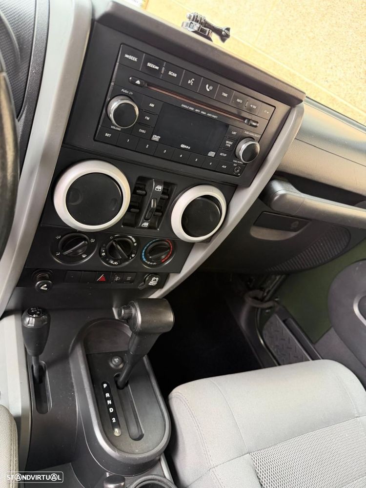 Jeep Wrangler Unlimited 2.8 CRD ATX Sahara Limited - 8