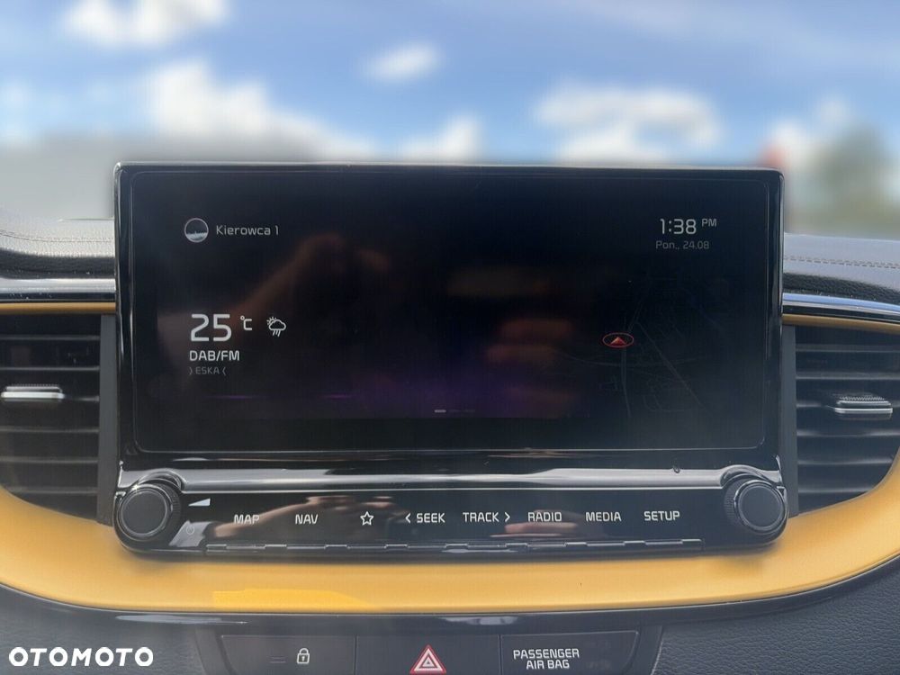Kia XCeed - 36