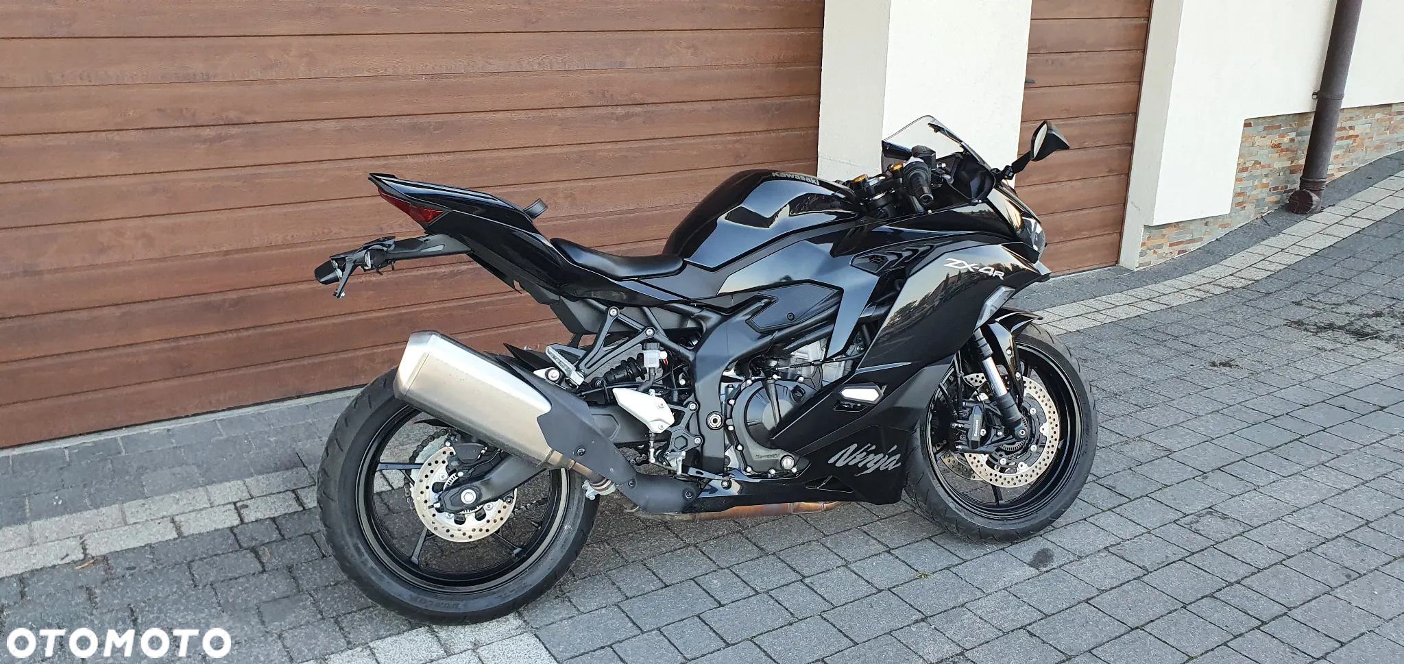 Kawasaki ZX - 3
