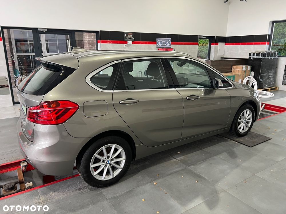 BMW Seria 2 218d Advantage sport - 10