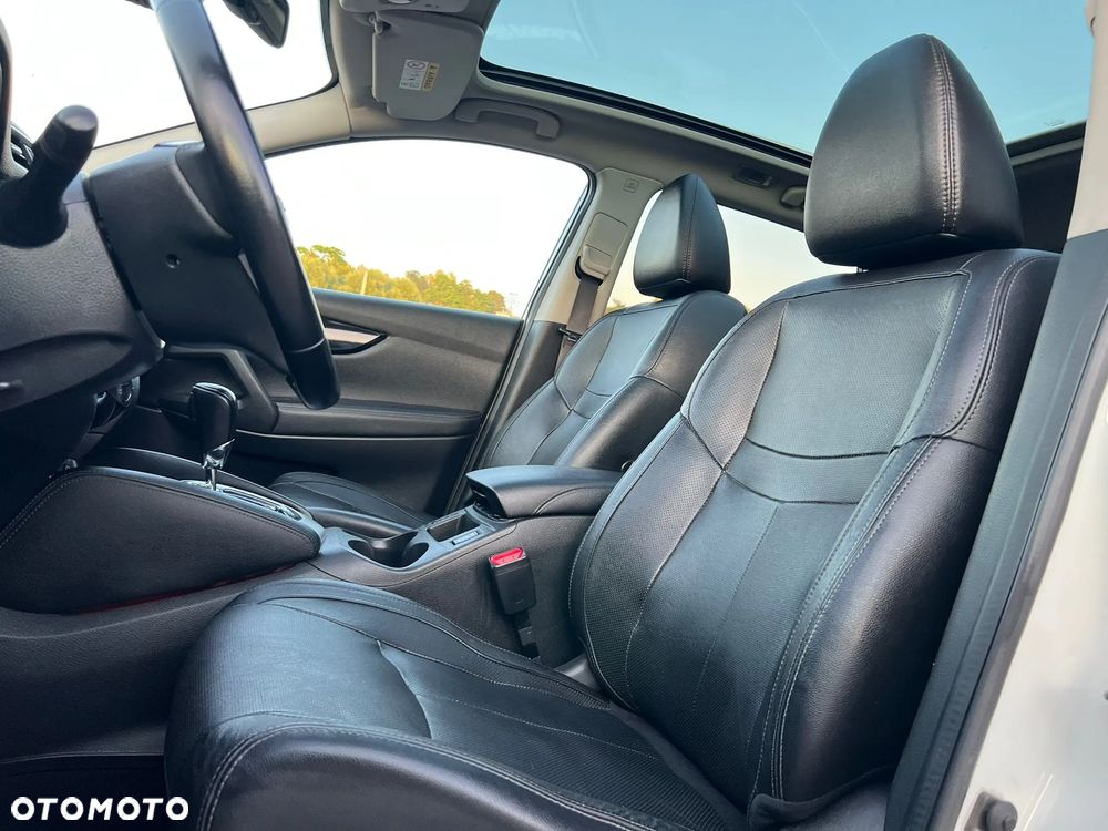 Nissan Qashqai 1.6 DCi Xtronic ACENTA - 29