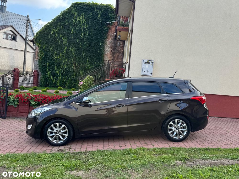 Hyundai i30 1.6 Fifa World Cup Edition - 2