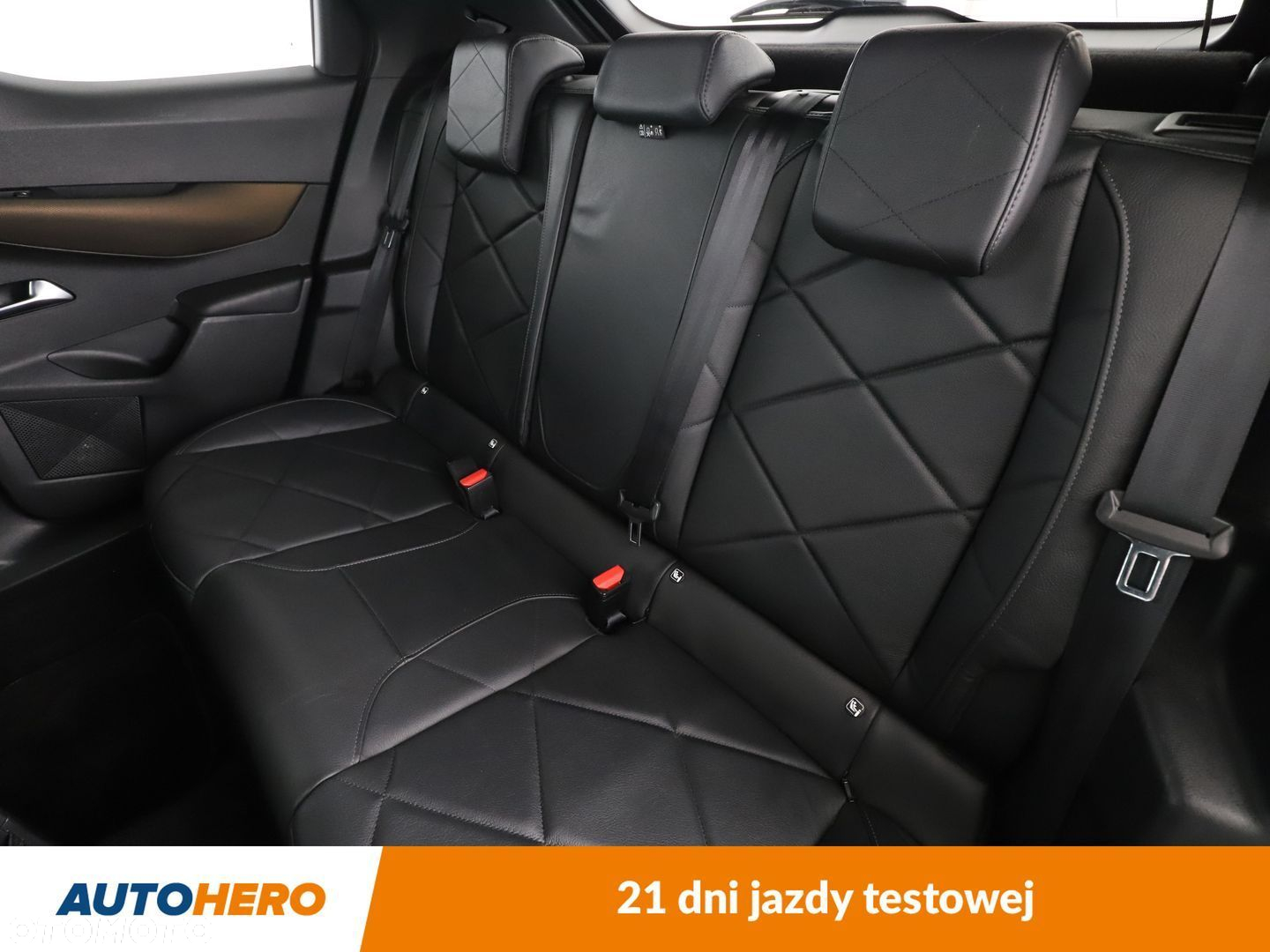 DS Automobiles DS 3 Crossback - 14