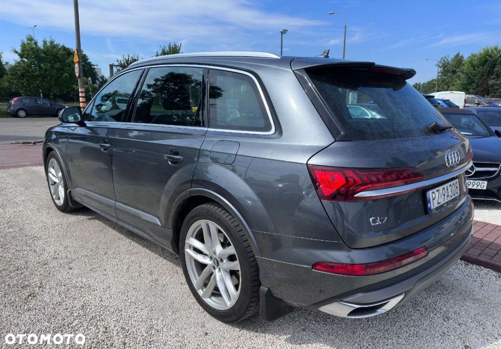 Audi Q7 - 8