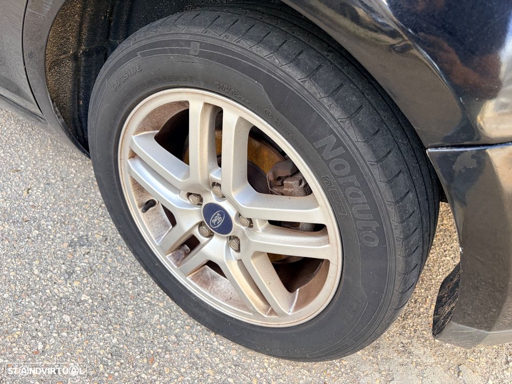 Ford Focus C-Max 1.6 TDCi Ambiente - 23