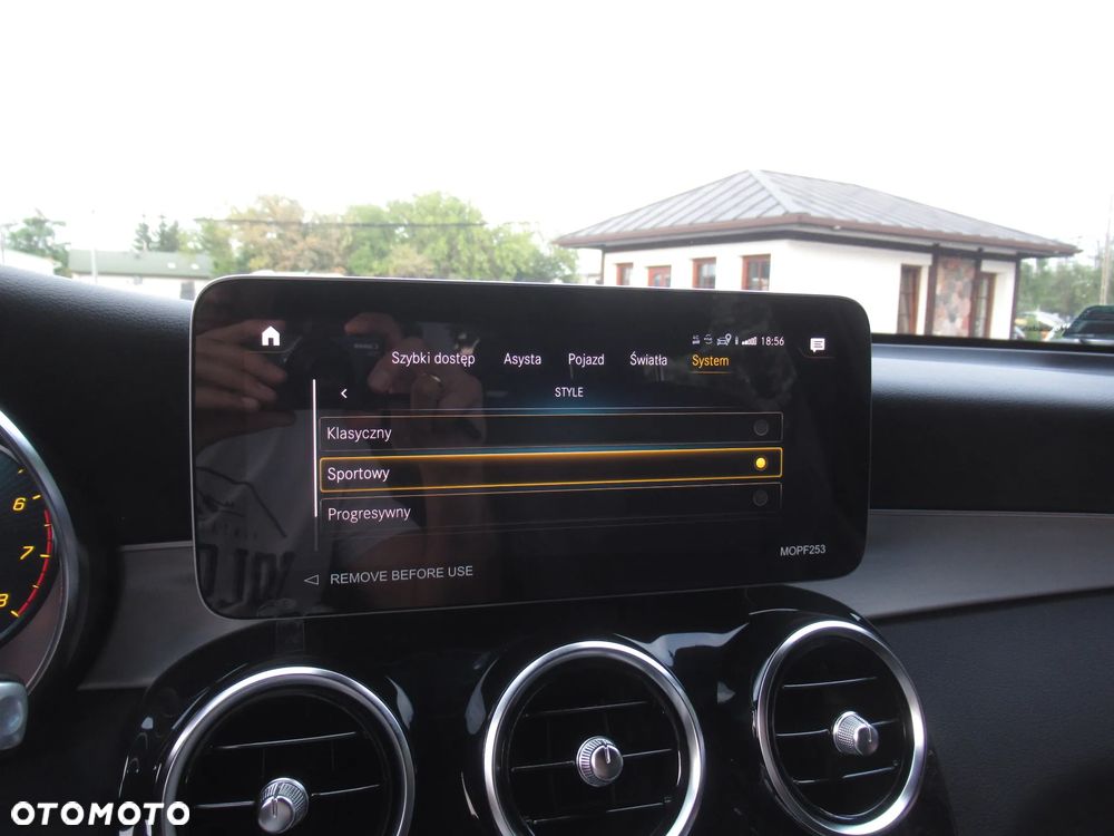 Mercedes-Benz GLC 200 4Matic 9G-TRONIC AMG Line - 34