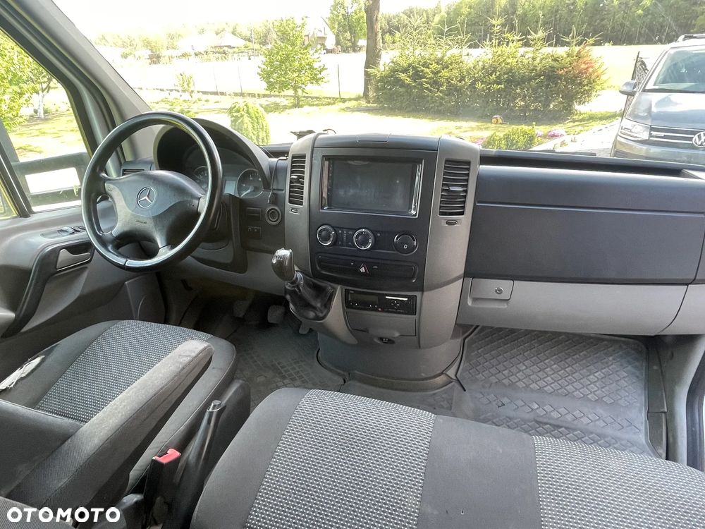 Mercedes-Benz Sprinter 516 - 7