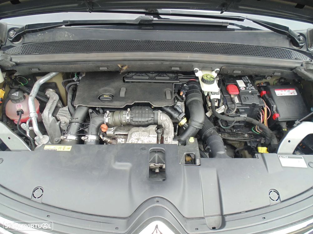 Citroën C4 Grand Picasso 1.6 e-HDi Intensive — fotografia 42