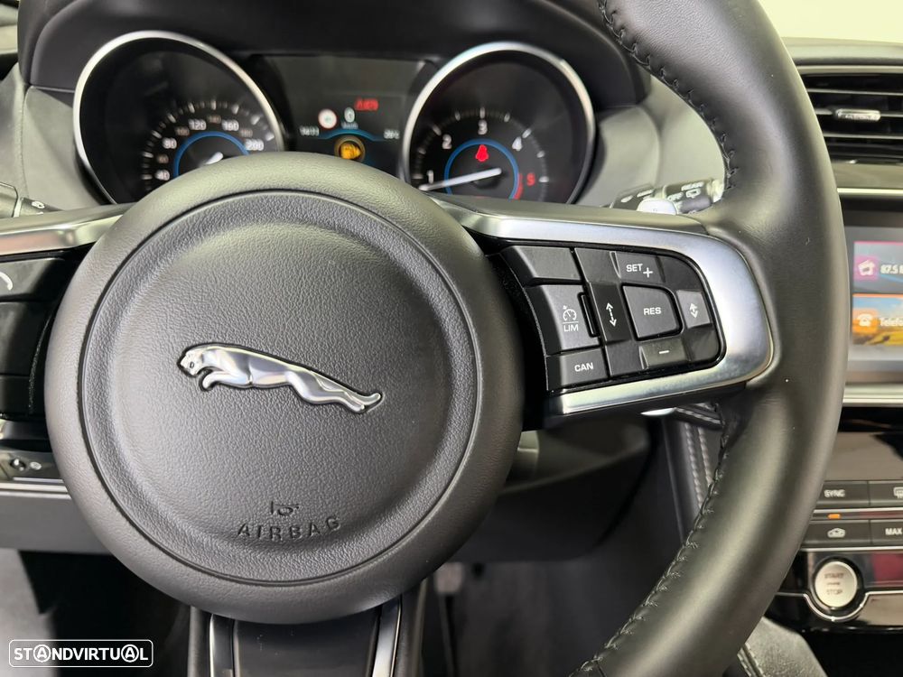 Jaguar F-Pace 2.0 i4D R-Sport Aut. - 29