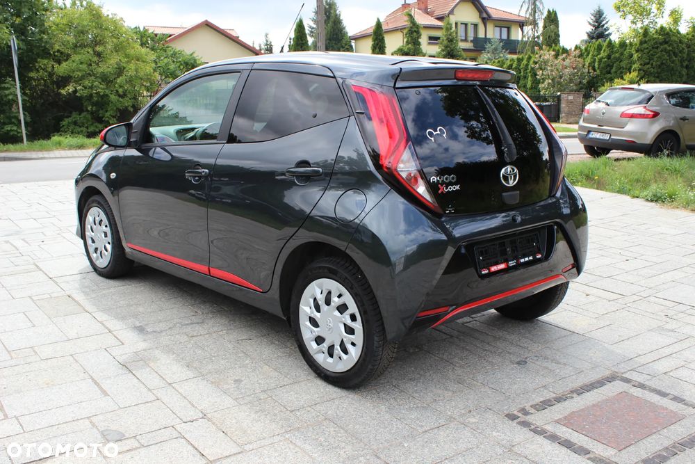 Toyota Aygo x - 3