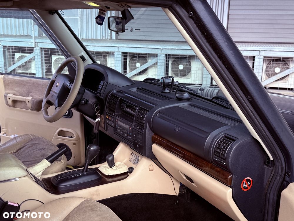 Land Rover Discovery - 6