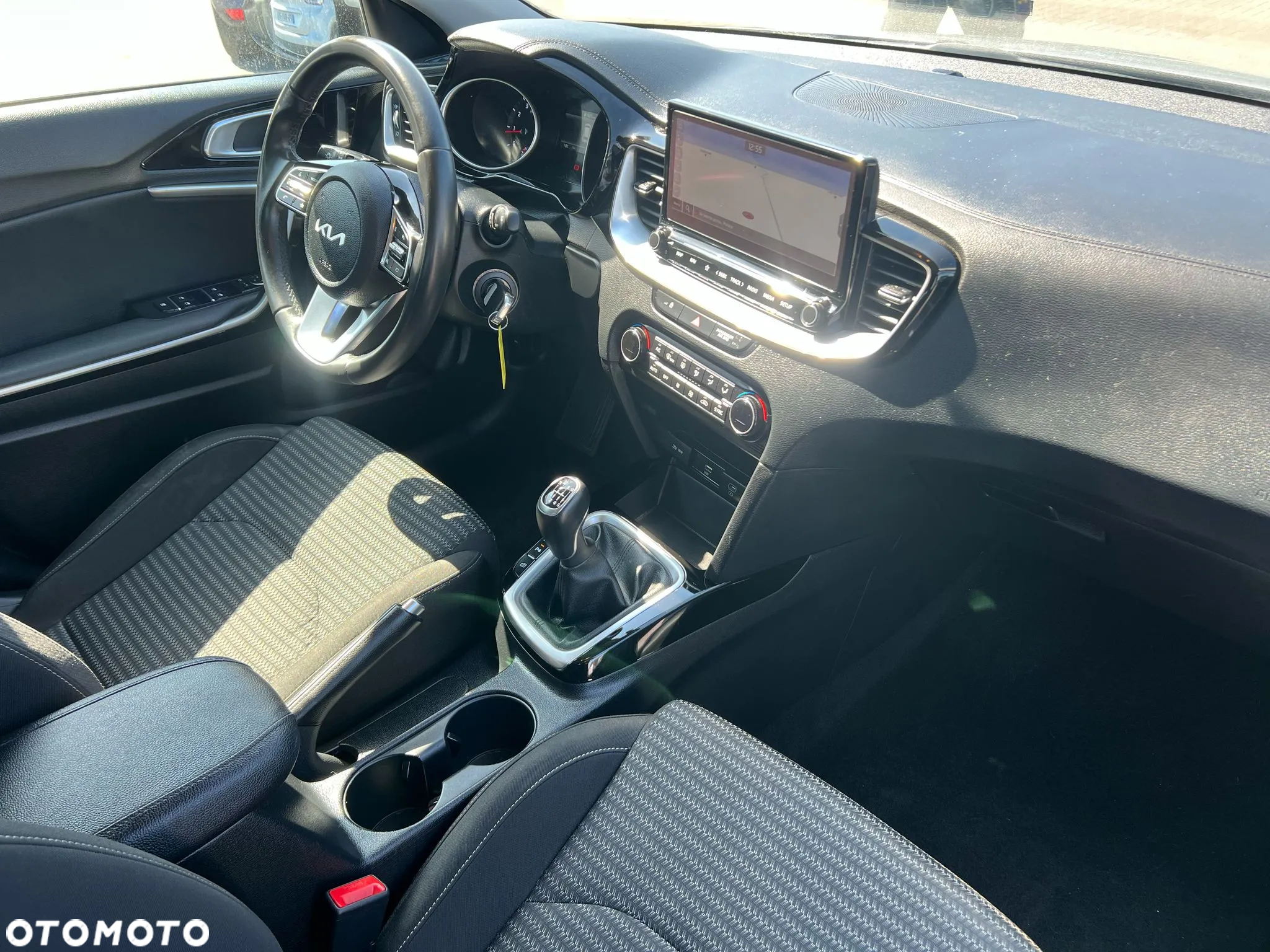 Kia Ceed - 9
