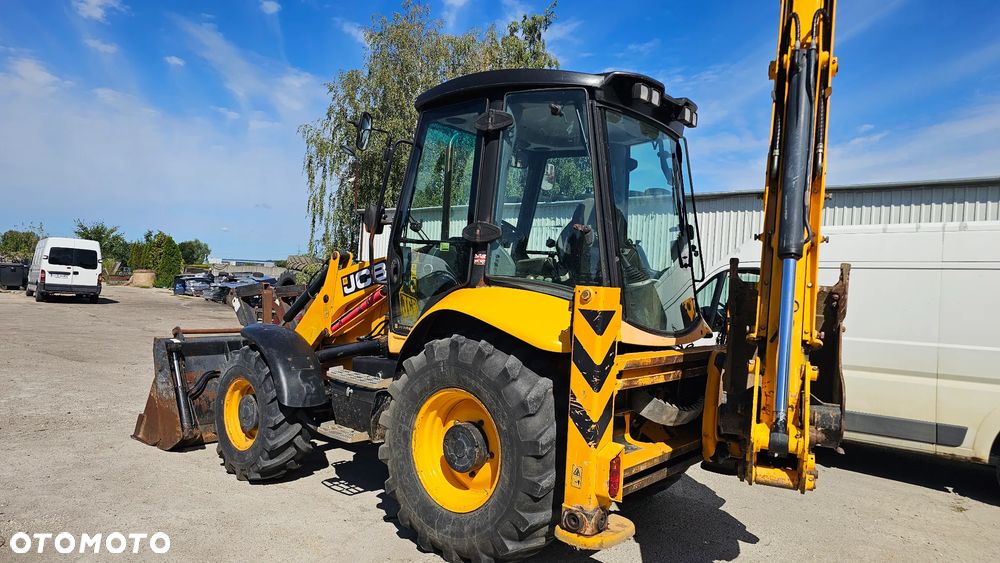 JCB 3 CX CONTRACTOR - 2