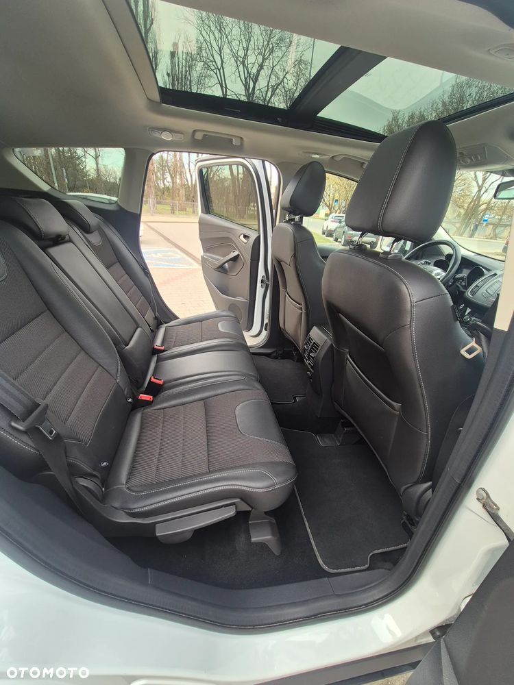 Ford Kuga 2.0 TDCi 4x4 Titanium - 23